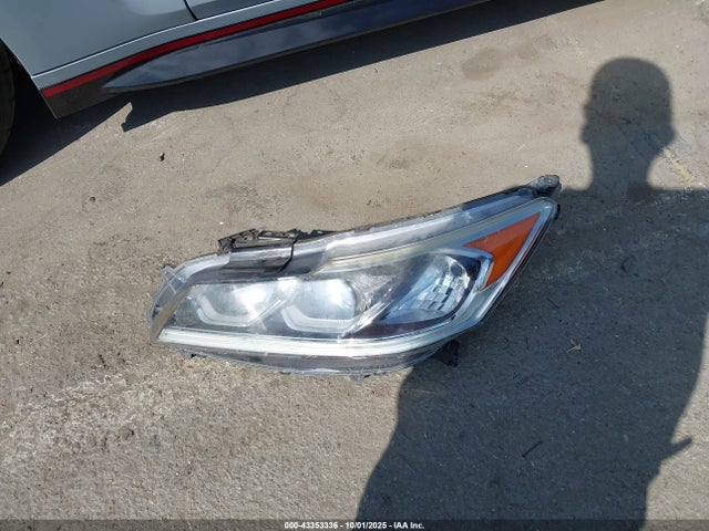 1HGCR2F72GA058281 Honda k24w1