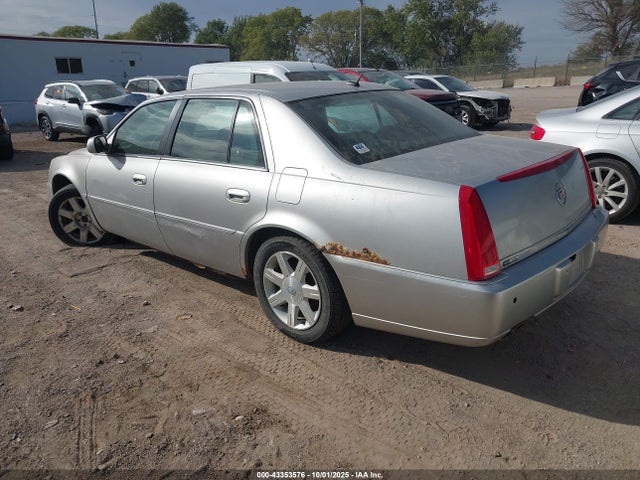 2007 CADILLAC DTS 1G6KD57Y07U118108 Photo 2