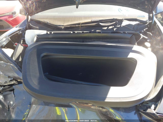 2025 TESLA MODEL Y 7SAYGDEE0SA358164 Photo 9