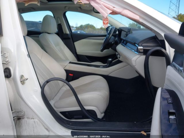 2021 MAZDA MAZDA6 JM1GL1WY6M1604984 Photo 4