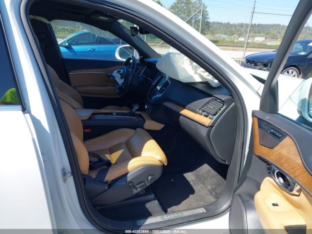 2019 VOLVO XC90 YV4A22PLXK1478589 Photo 4