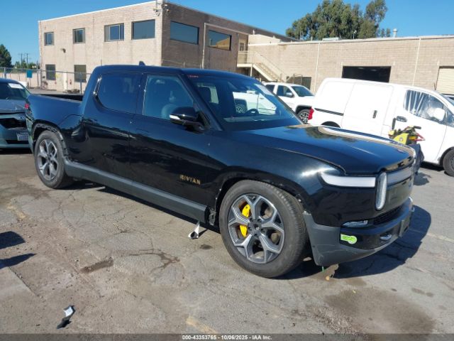 2022 RIVIAN R1T 7FCTGAAA8NN006610