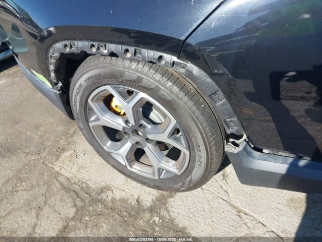 2022 RIVIAN R1T 7FCTGAAA8NN006610 Photo 5