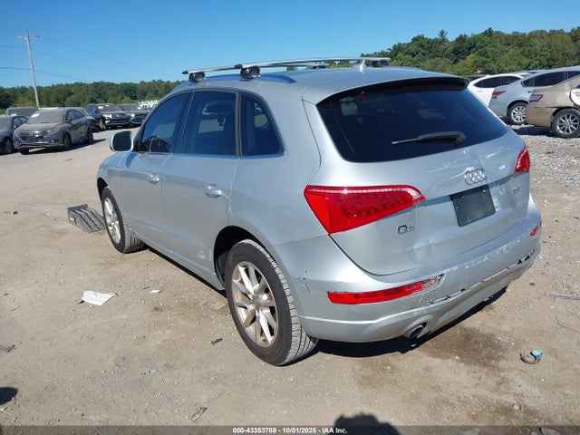 2010 AUDI Q5 WA1CKAFP5AA110470 Photo 2