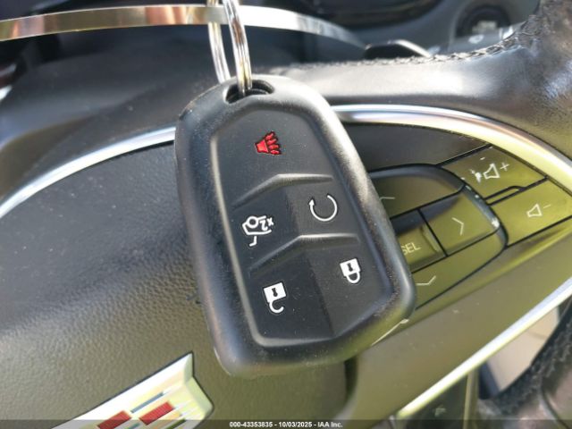 2018 CADILLAC XT5 1GYKNCRS8JZ107496 Photo 10