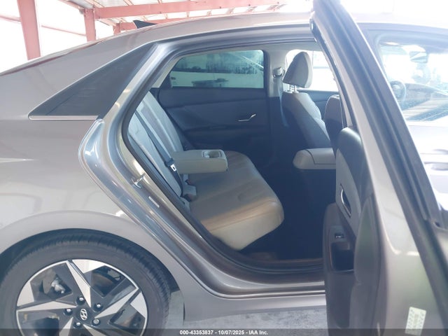 KMHLN4AJ1PU047582 Hyundai Elantra Hybrid Limited