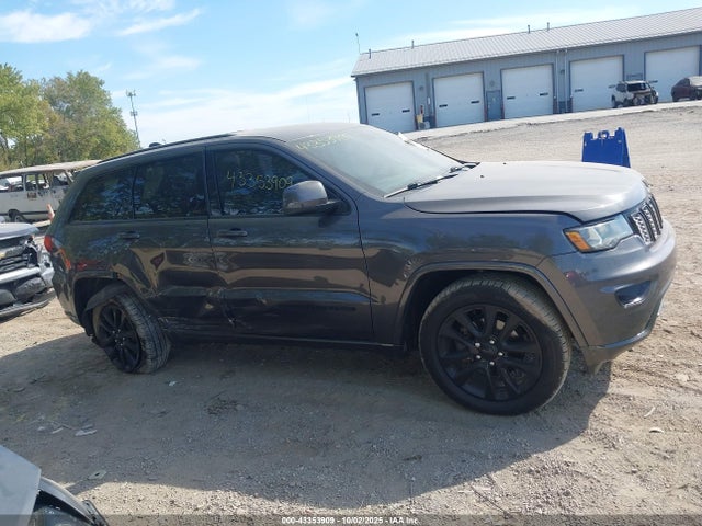 Продаж на аукціоні авто 2017 Jeep Grand Cherokee Altitude 4x4, vin: 1C4RJFAG4HC886756, номер лоту: 43353909