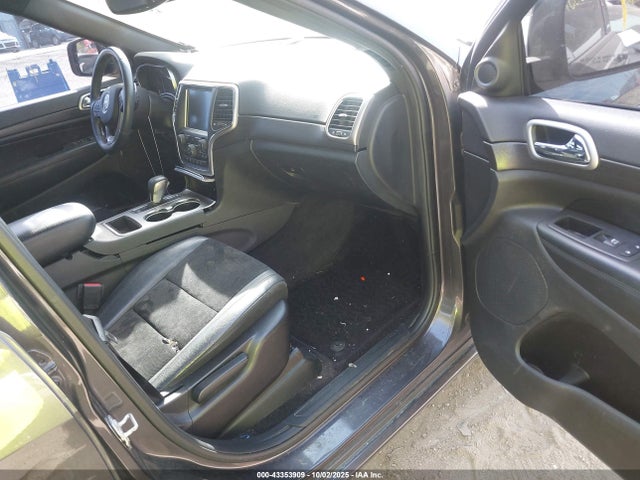 Продаж на аукціоні авто 2017 Jeep Grand Cherokee Altitude 4x4, vin: 1C4RJFAG4HC886756, номер лоту: 43353909