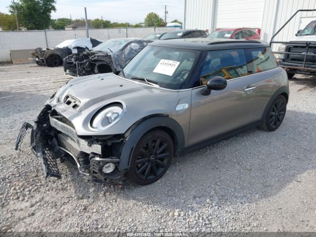 2017 MINI HARDTOP WMWXP7C36H2A46411 Photo 1