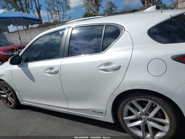 Lexus 2zr-fxe+3jm 2017 JTHKD5BHXH2287830 Image 14