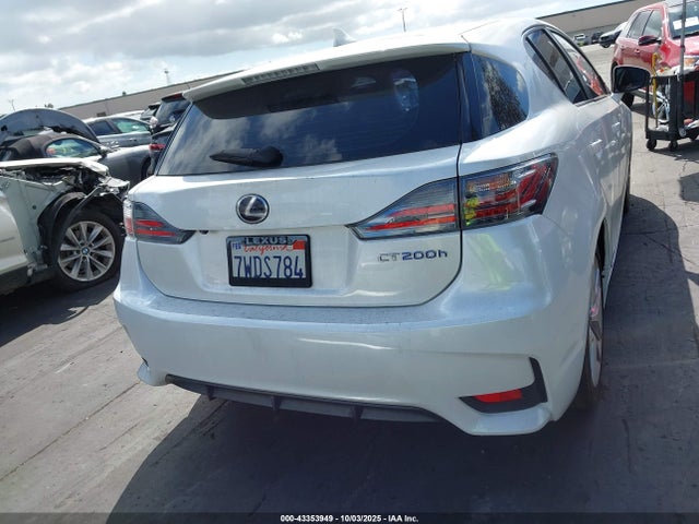 Lexus 2zr-fxe+3jm 2017 JTHKD5BHXH2287830 Image 16