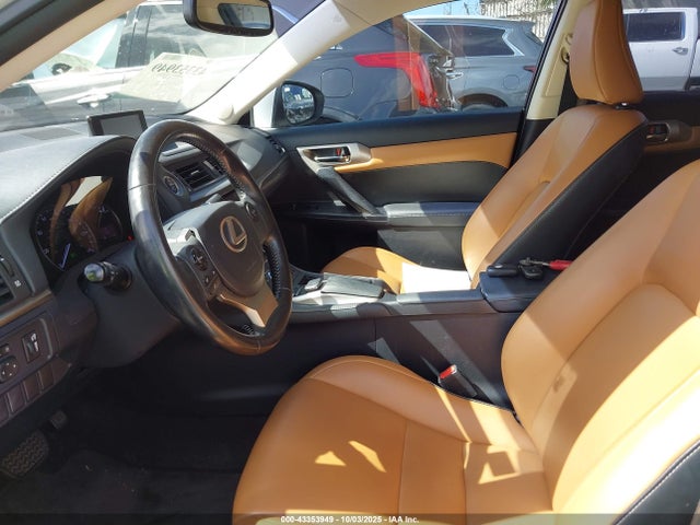 Lexus 2zr-fxe+3jm 2017 JTHKD5BHXH2287830 Image 17