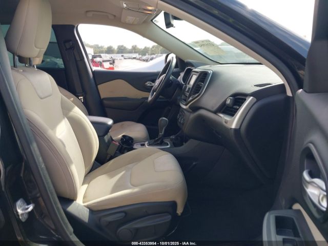 2016 JEEP CHEROKEE 1C4PJMAB0GW266984 Photo 4