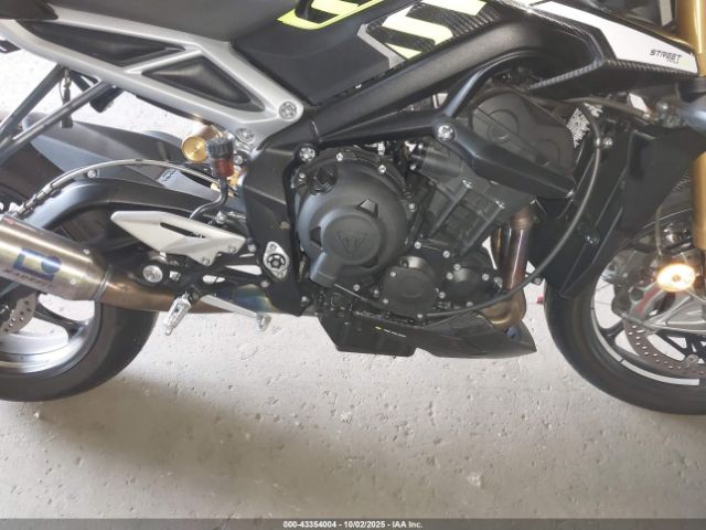 2024 TRIUMPH MOTORCYCLE STREET TRIPLE SMTA624K9RTBJ5819 Photo 7