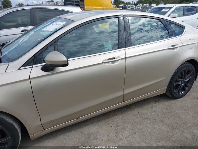 Ford 2018 2018 3FA6P0HD0JR233204 Image 14