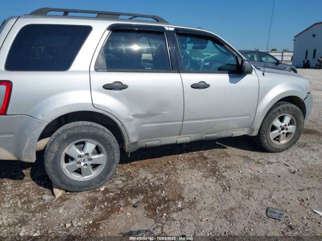 2009 FORD ESCAPE 1FMCU03749KB28796 Photo 5