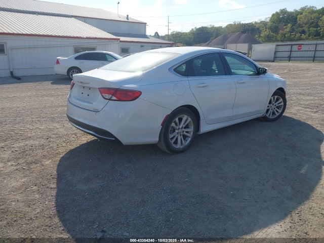 Chrysler 200 2015 1C3CCCAB8FN502096 Image 4