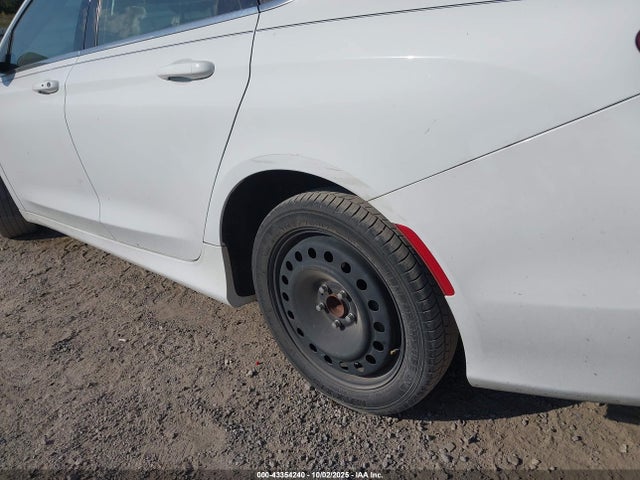 Chrysler 200 2015 1C3CCCAB8FN502096 Image 6