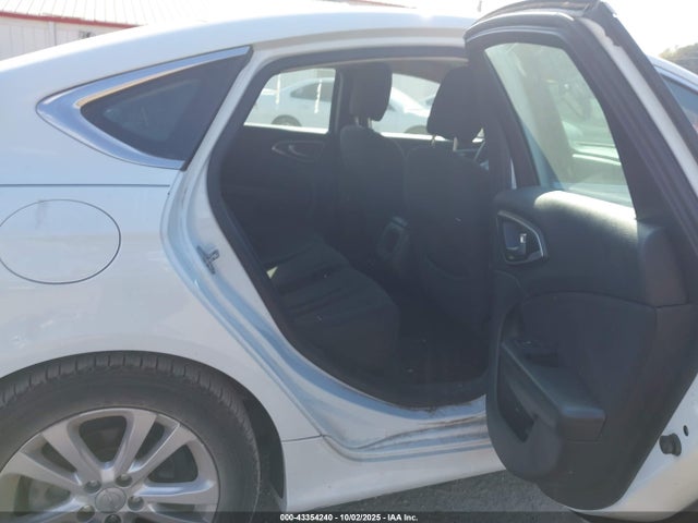 Chrysler 200 2015 1C3CCCAB8FN502096 Image 8