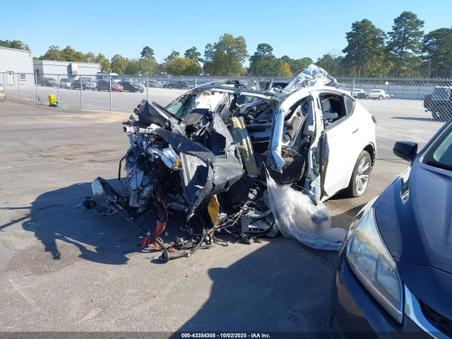 2020 TESLA MODEL Y 5YJYGDEE9LF039492 Photo 1