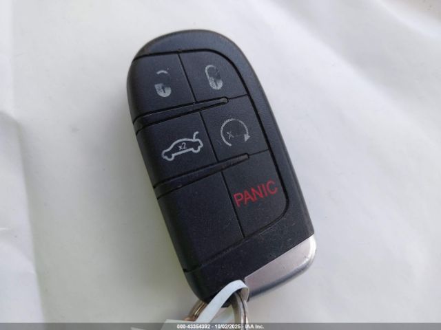 2016 CHRYSLER 300C 2C3CCAEG2GH151609 Photo 10