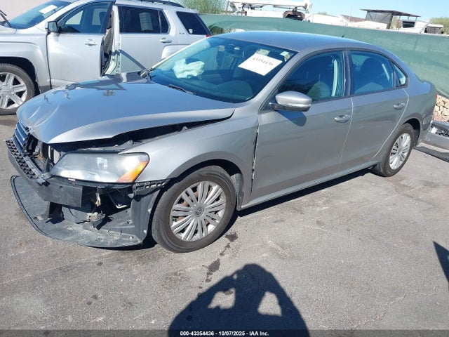 Volkswagen 2014 2014 1VWAP7A30EC015098 Image 13