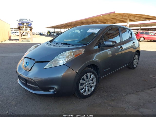 Nissan Leaf 2015 1N4AZ0CP2FC314782 Image 2