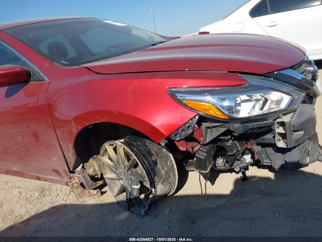 1N4AL3AP4HC128086 Nissan 2017