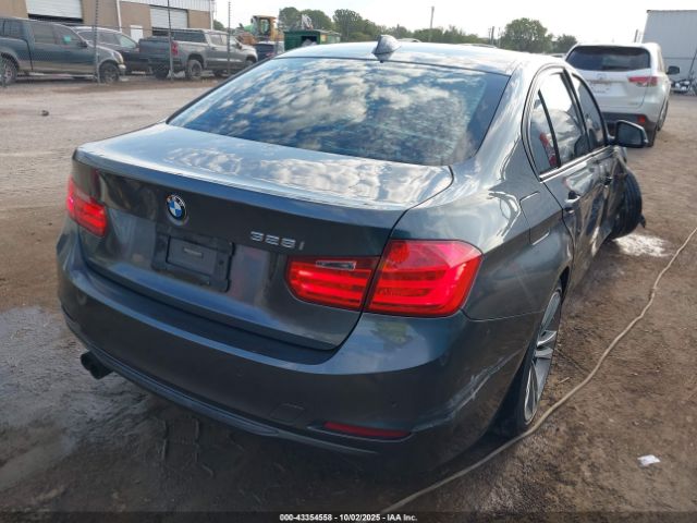 2012 BMW 328I WBA3A5C57CF343241 Photo 3