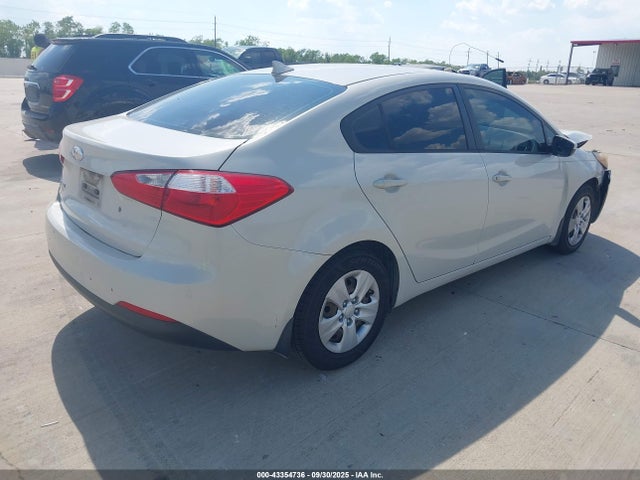 KIA dohc mpi nu 2015 KNAFK4A68F5257057 Image 4