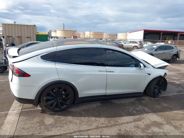 5YJXCAE20HF065921 Tesla Model X 100d/75d/90d