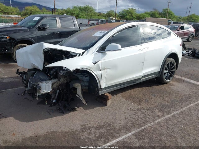 2017 TESLA MODEL X 5YJXCAE20HF065921 Photo 1