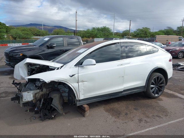 2017 TESLA MODEL X 5YJXCAE20HF065921 Photo 5