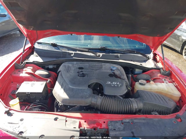 2C3CDXHG5PH568668 Dodge Charger