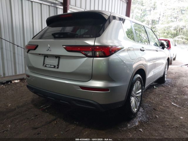 2022 MITSUBISHI OUTLANDER JA4J4TA80NZ007901 Photo 3