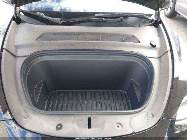 2023 TESLA MODEL Y 7SAYGDEE5PA094933 Photo 9