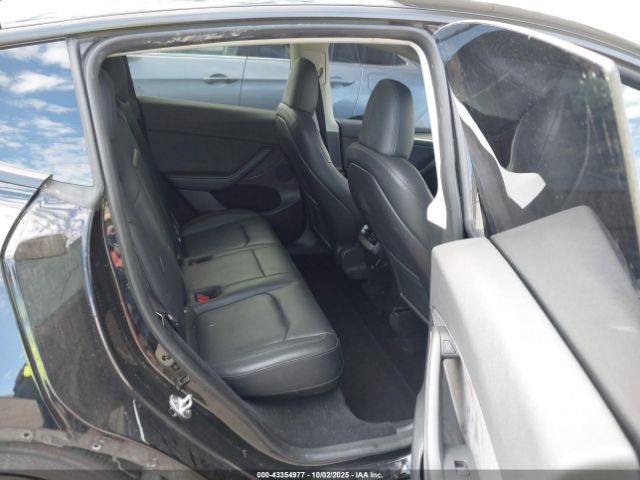 2023 TESLA MODEL Y 7SAYGDEE5PA094933 Photo 7