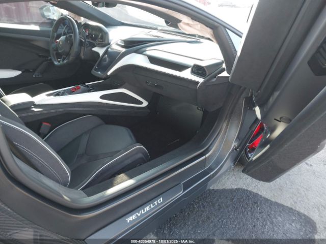 2025 LAMBORGHINI REVUELTO ZHWUC1ZMXSLA01916 Photo 4