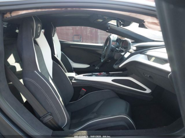 2025 LAMBORGHINI REVUELTO ZHWUC1ZMXSLA01916 Photo 7