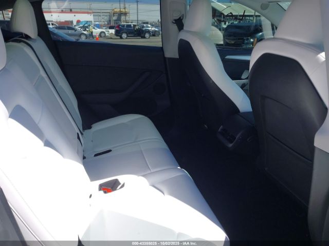 2023 TESLA MODEL Y 7SAYGAEE0PF806900 Photo 7