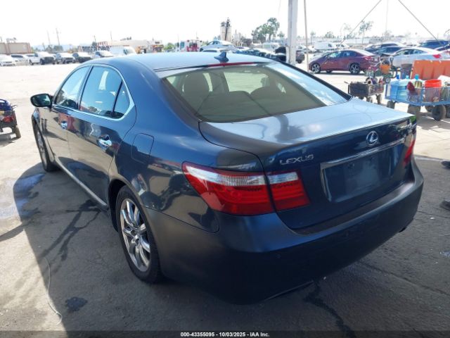 2008 LEXUS LS 460 JTHGL46F185026788 Photo 2