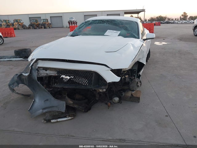 2017 FORD MUSTANG 1FA6P8CF2H5271635 Photo 5