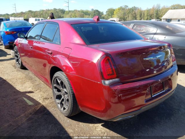 2019 CHRYSLER 300 2C3CCAAG6KH590729 Photo 2