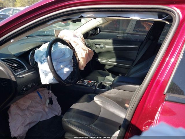 2019 CHRYSLER 300 2C3CCAAG6KH590729 Photo 4