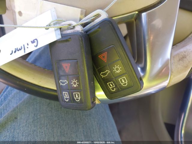 2016 VOLVO S60 YV126MFK9G2412885 Photo 10