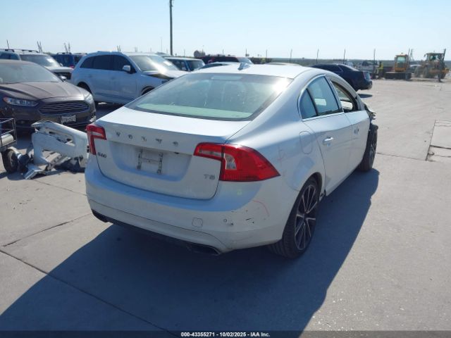 2016 VOLVO S60 YV126MFK9G2412885 Photo 3