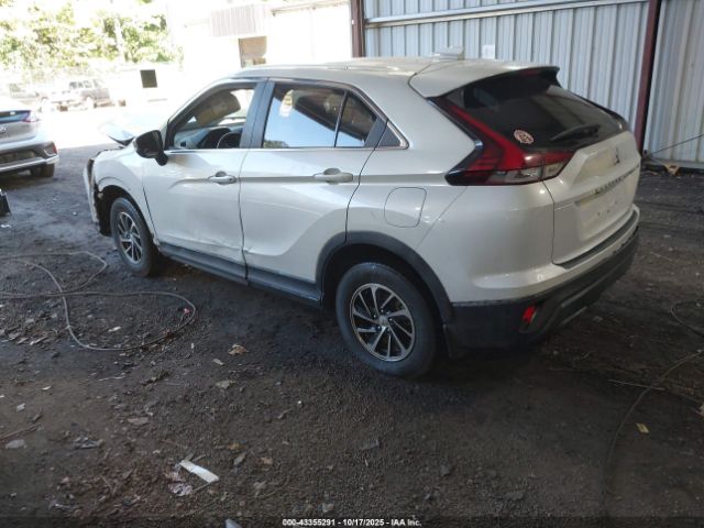 2022 MITSUBISHI ECLIPSE CROSS JA4ATUAAXNZ057734 Photo 2