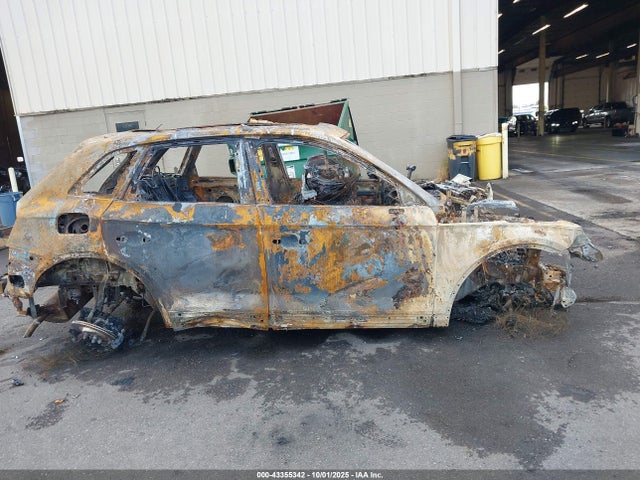 43355342 :رقم المزاد ، WA1E2AFY1M2045116 vin ، 2021 Audi Q5 Premium Plus 55 Tfsi E Quattro S Tronic مزاد بيع