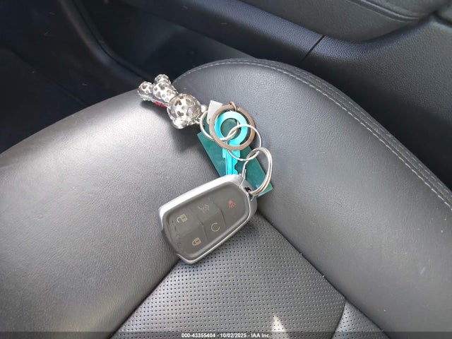 2021 CADILLAC XT5 1GYKNDRS1MZ162818 Photo 10