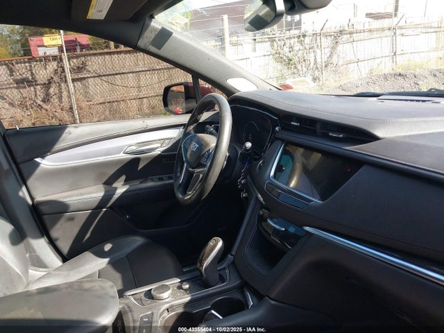 2021 CADILLAC XT5 1GYKNDRS1MZ162818 Photo 4